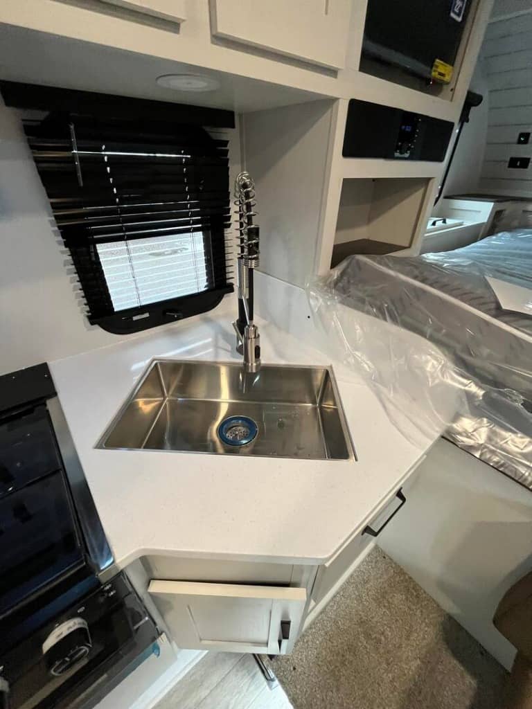 2026 Palomino 2026 Palomino Real-Lite Hard Side Max - thumbnail 23