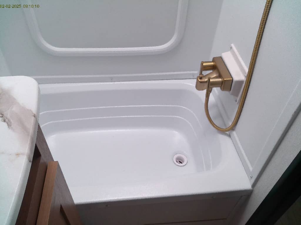 2026 Coachmen 2026 Coachmen Apex Ultra-Lite - thumbnail 15