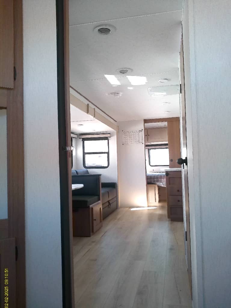 2026 Coachmen 2026 Coachmen Apex Ultra-Lite - thumbnail 19