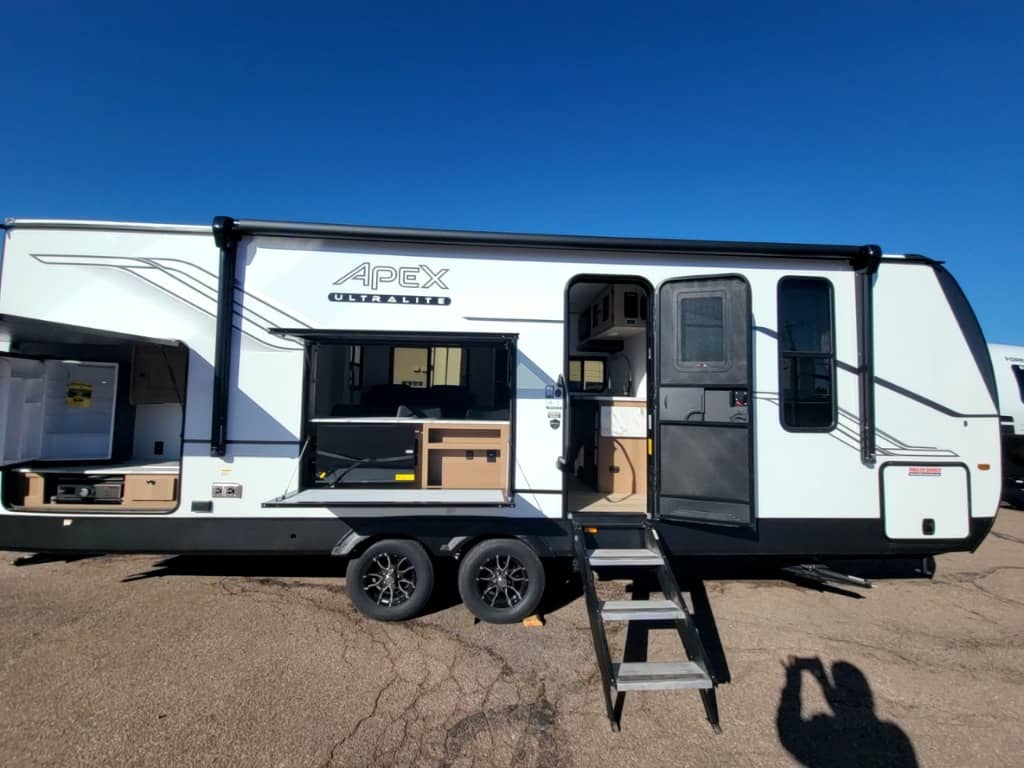 2026 Coachmen 2026 Coachmen Apex Ultra-Lite - thumbnail 1