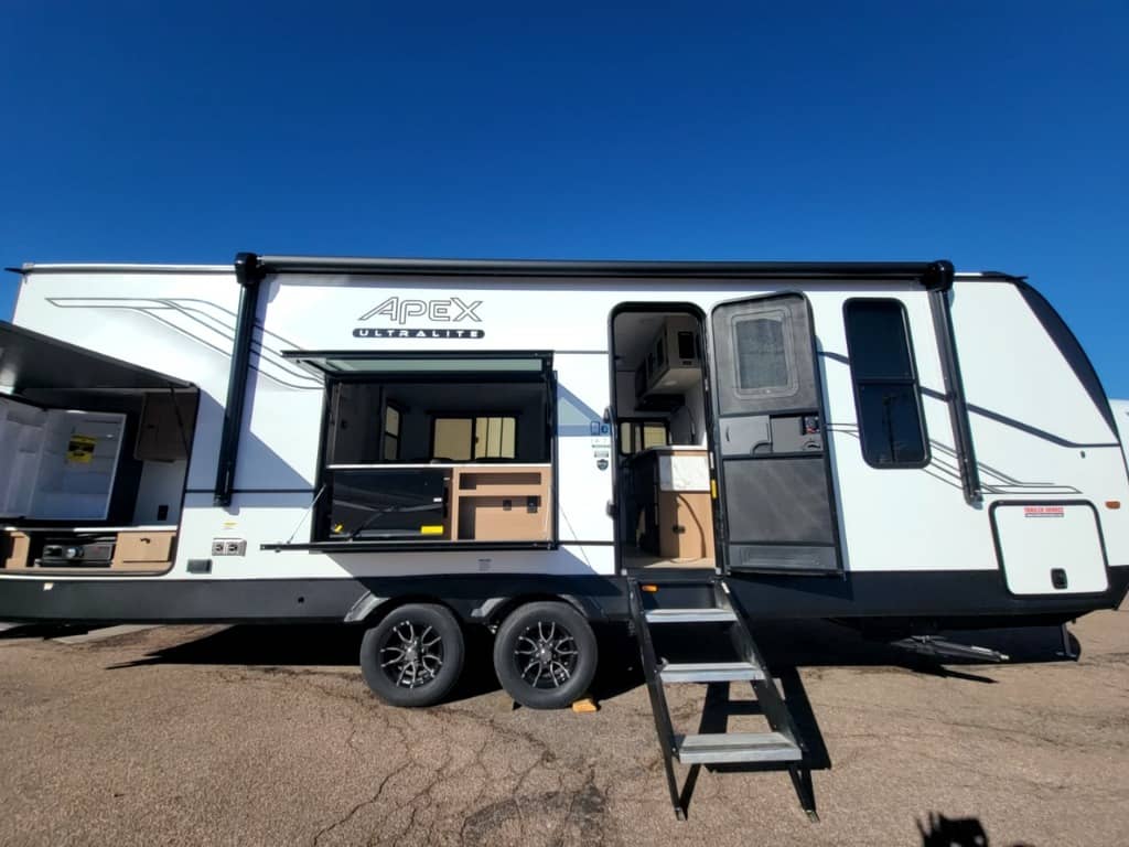 2026 Coachmen 2026 Coachmen Apex Ultra-Lite - thumbnail 4