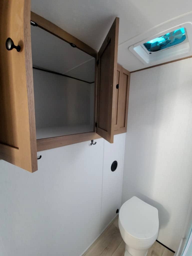 2026 Coachmen 2026 Coachmen Apex Ultra-Lite - thumbnail 26