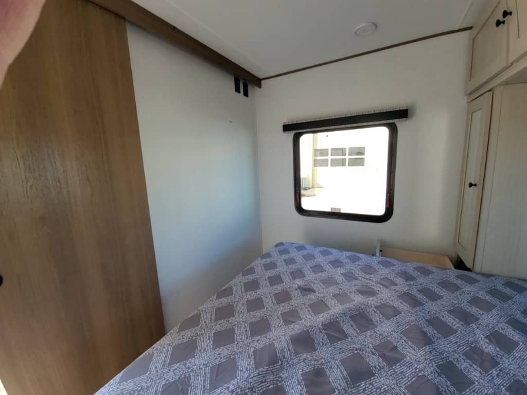 2026 Coachmen 2026 Coachmen Apex Ultra-Lite - thumbnail 31