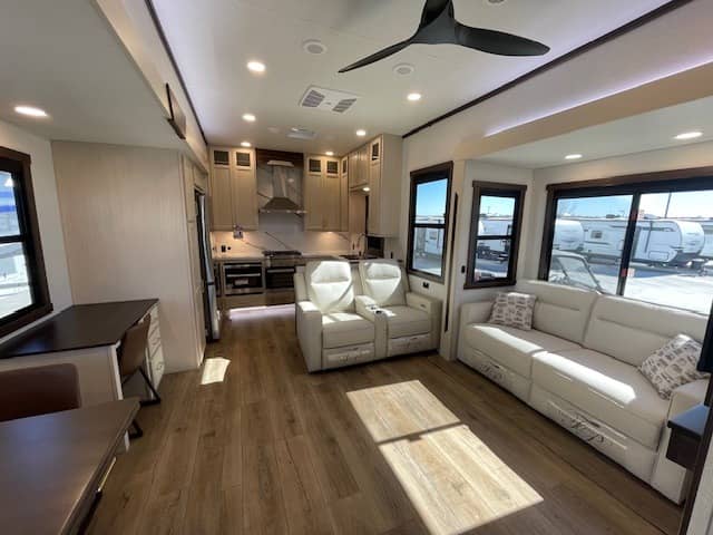 2026 Forest River 2026 Forest River Cedar Creek Experience - thumbnail 12