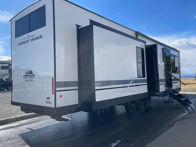 2026 Forest River 2026 Forest River Cedar Creek Cottage - thumbnail 5