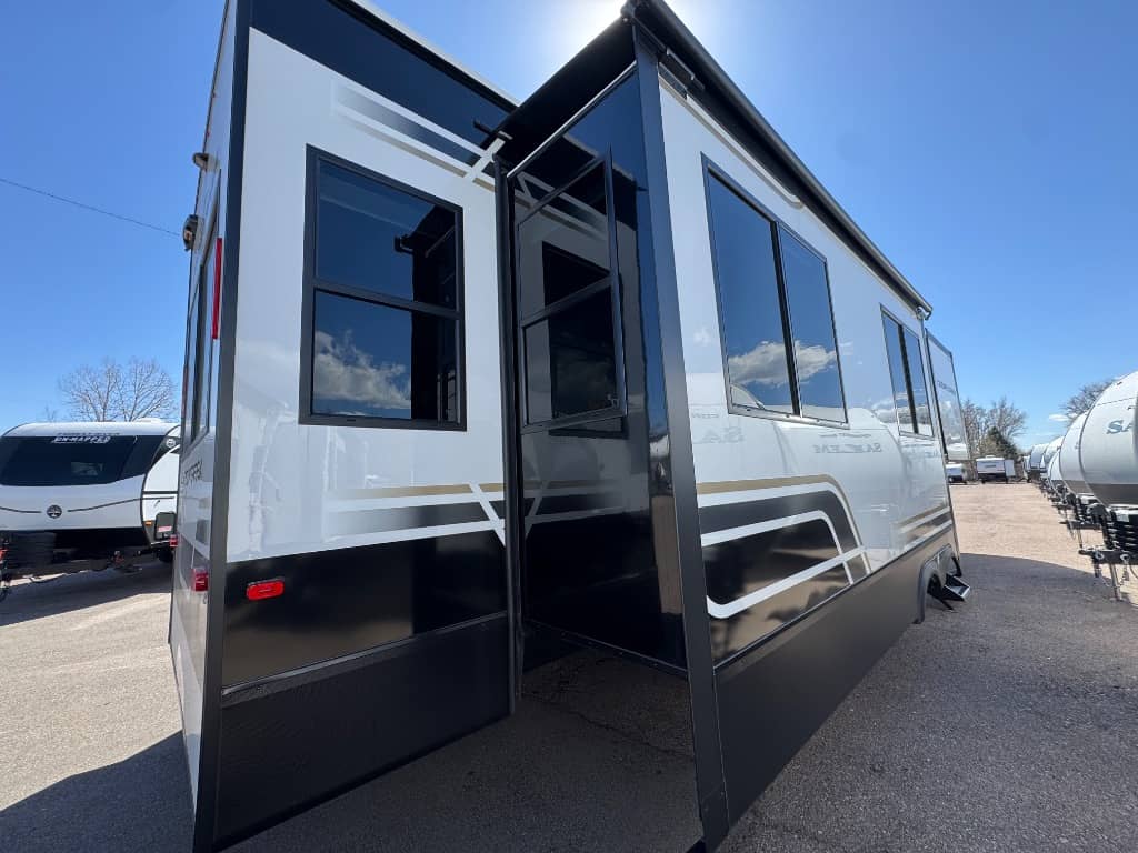 2026 Forest River 2026 Forest River Cedar Creek - thumbnail 5