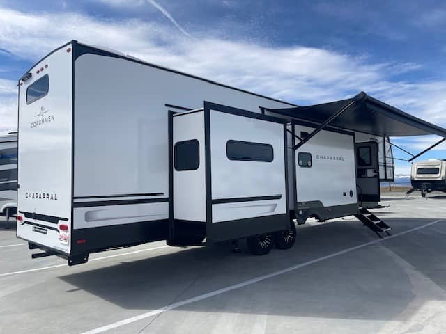 2026 Coachmen 2026 Coachmen Chaparral - thumbnail 6