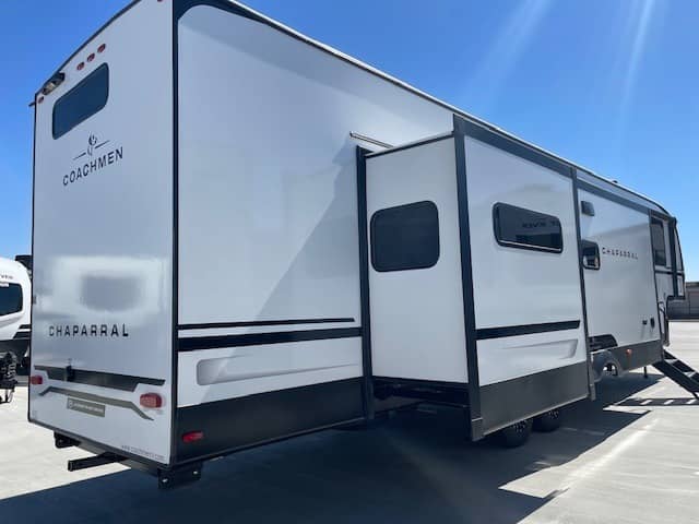 2026 Coachmen 2026 Coachmen Chaparral - thumbnail 4