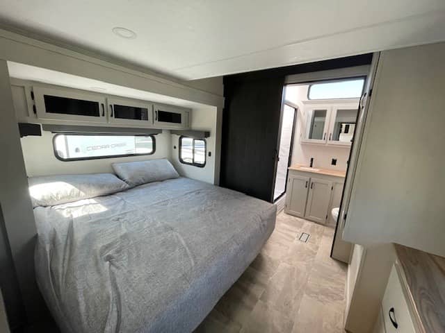 2026 Coachmen 2026 Coachmen Chaparral - thumbnail 10