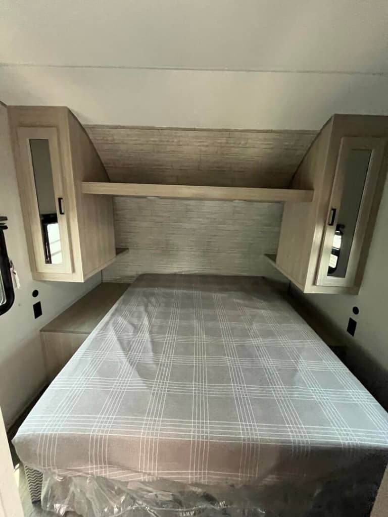 2026 Coachmen 2026 Coachmen Catalina Summit Series 8 - thumbnail 18