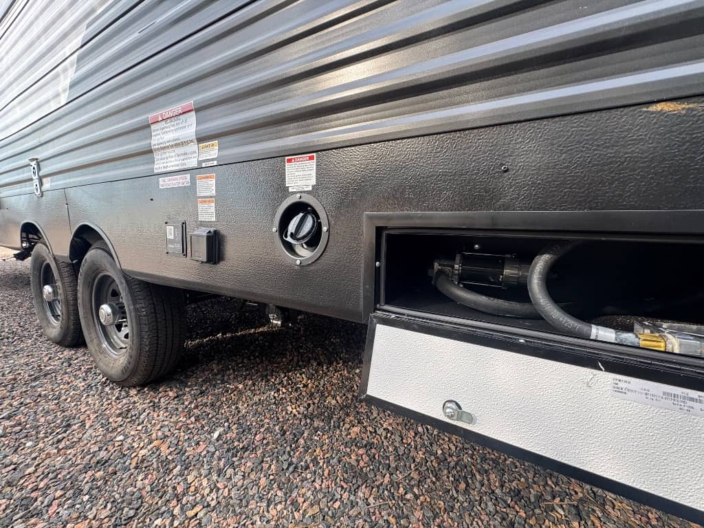 2026 Keystone RV 2026 Keystone RV Raptor Carbon Series Toy Hauler - thumbnail 6