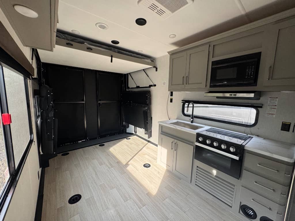 2026 Keystone RV 2026 Keystone RV Raptor Carbon Series Toy Hauler - thumbnail 7