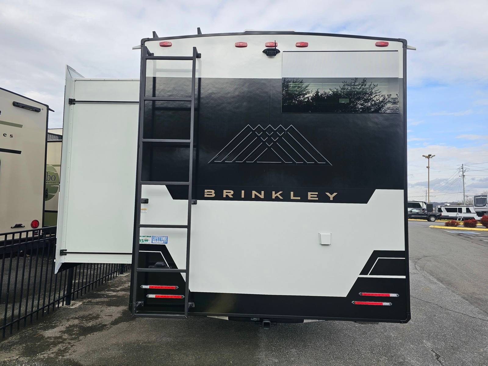 2026 Brinkley RV 2026 Brinkley RV Model Z - thumbnail 6