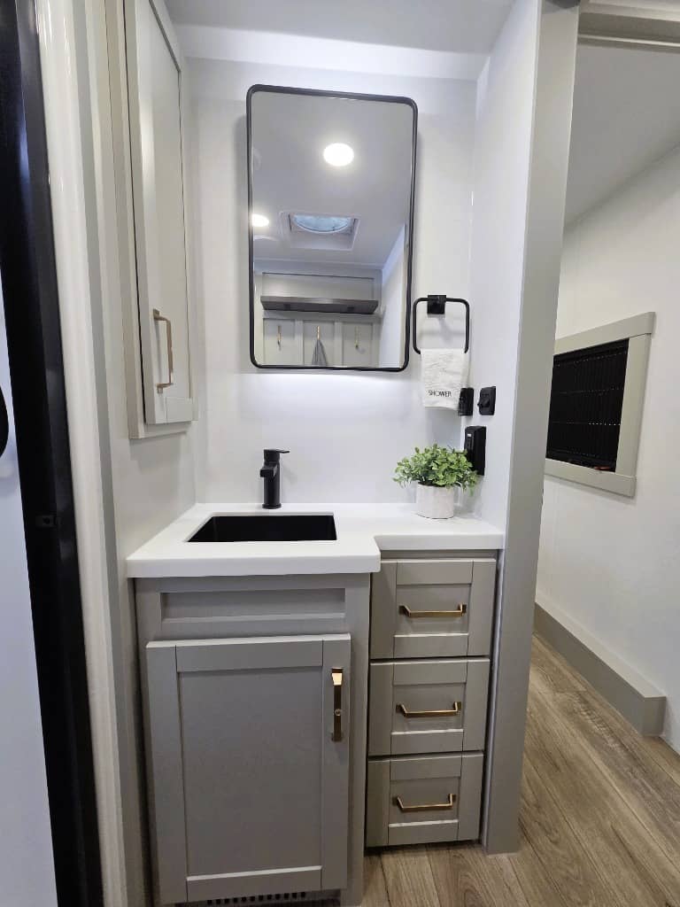 2026 Brinkley RV 2026 Brinkley RV Model Z - thumbnail 15