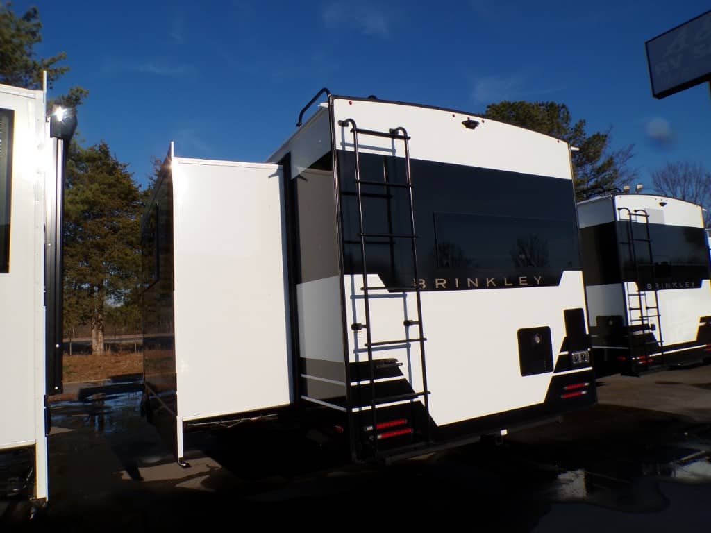2026 Brinkley RV 2026 Brinkley RV Model I - thumbnail 4