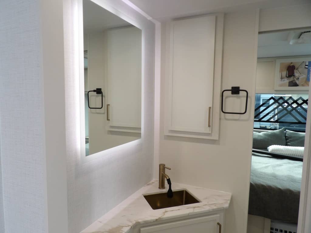 2026 Brinkley RV 2026 Brinkley RV Model IX - thumbnail 9