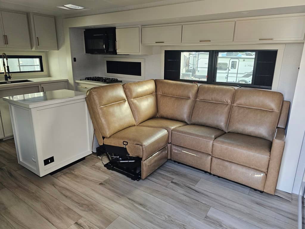 2026 Brinkley RV 2026 Brinkley RV Model IX - thumbnail 12