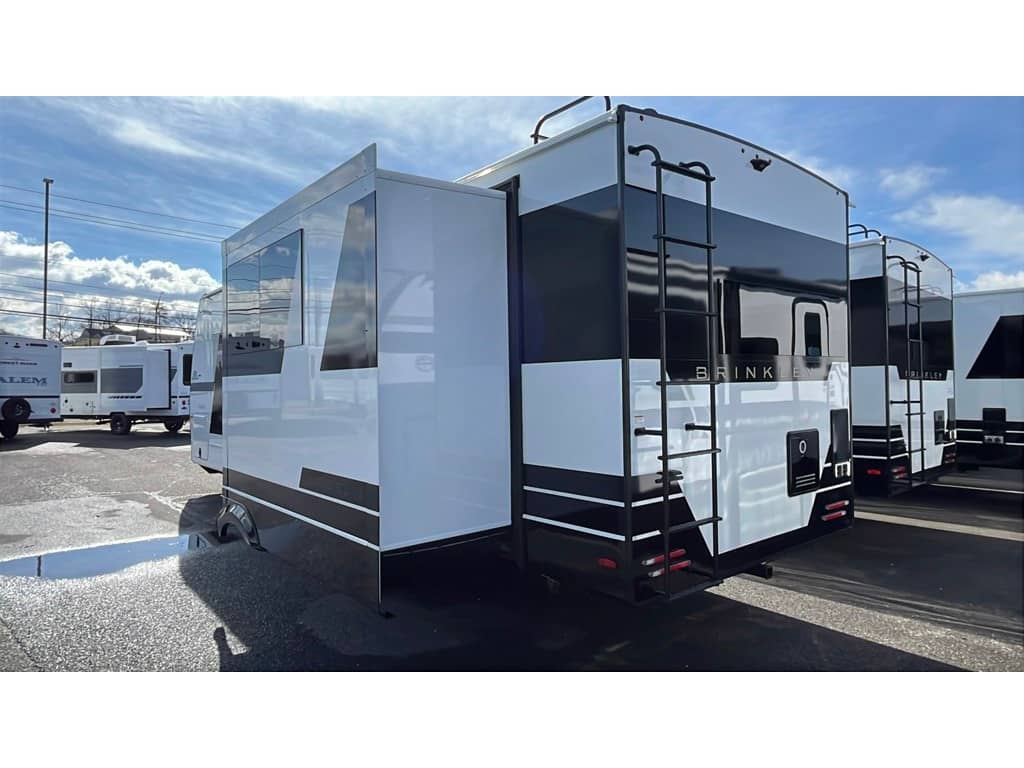 2026 Brinkley RV 2026 Brinkley RV Model I - thumbnail 4