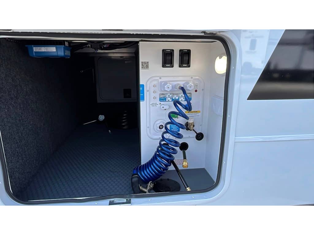 2026 Brinkley RV 2026 Brinkley RV Model I - thumbnail 8