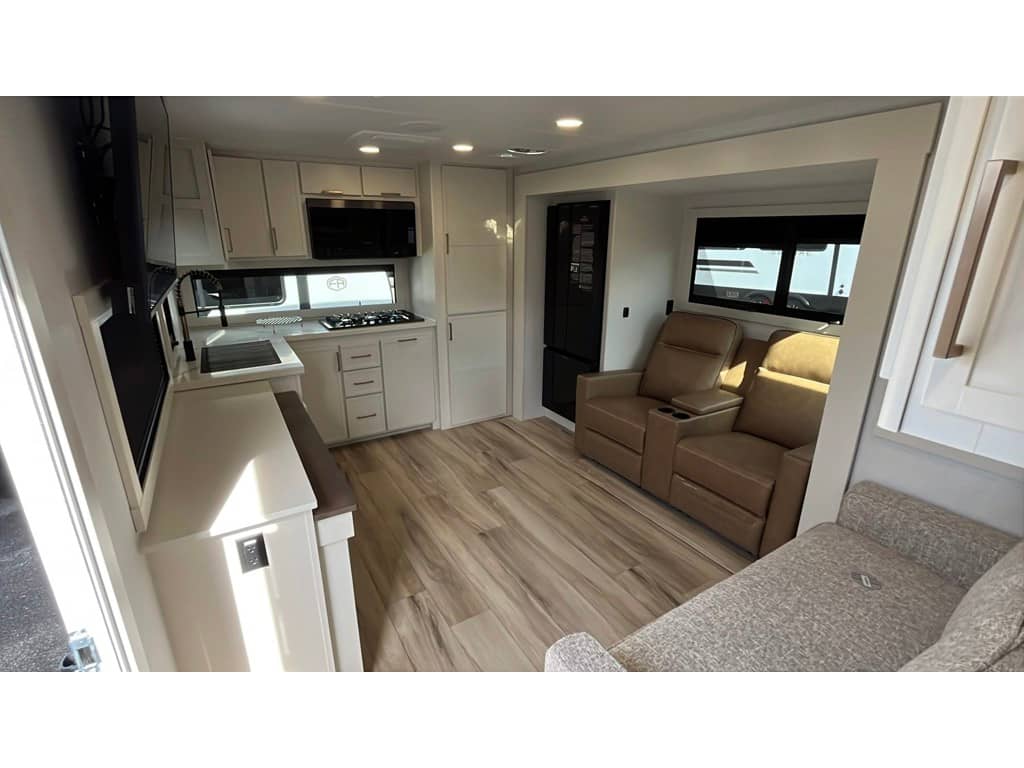 2026 Brinkley RV 2026 Brinkley RV Model I - thumbnail 11