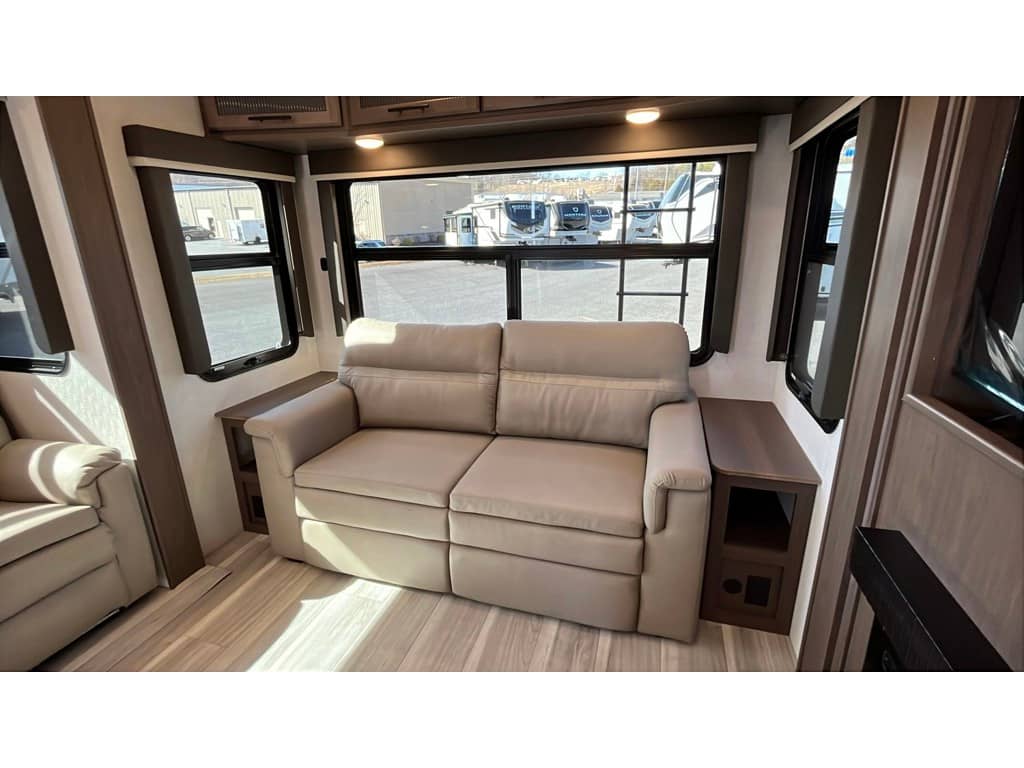 2026 Keystone RV 2026 Keystone RV Keystone Cougar - thumbnail 12