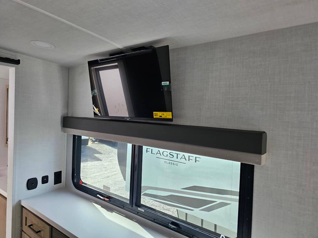 2026 Forest River 2026 Forest River Flagstaff Classic - thumbnail 31