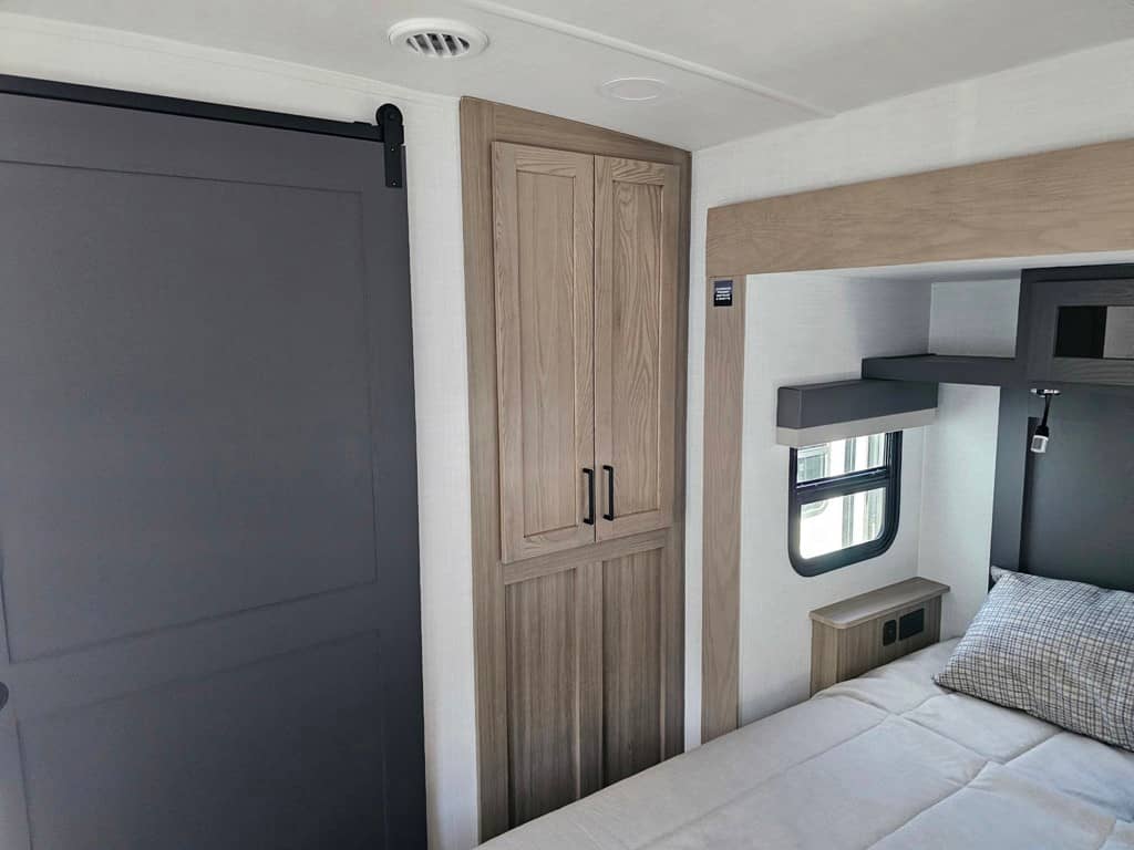 2026 Forest River 2026 Forest River Flagstaff Classic - thumbnail 32