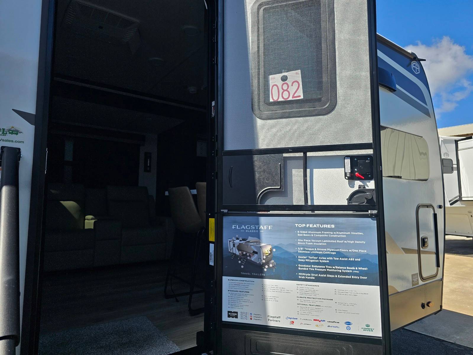 2026 Forest River 2026 Forest River Flagstaff Classic - thumbnail 12