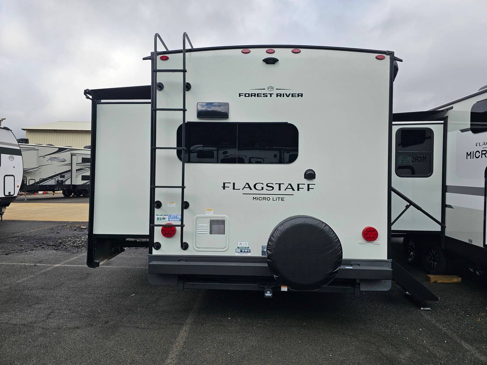 2026 Forest River 2026 Forest River Flagstaff Micro Lite - thumbnail 6