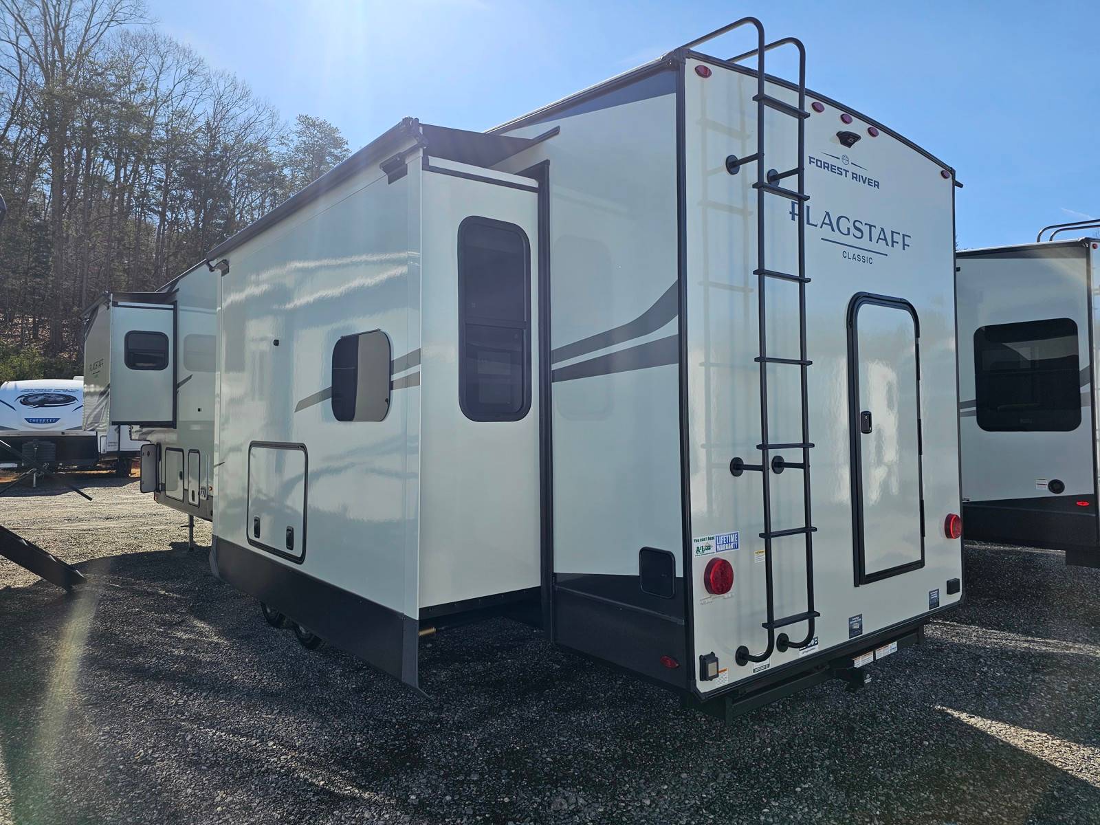 2026 Forest River 2026 Forest River Flagstaff Classic - thumbnail 6