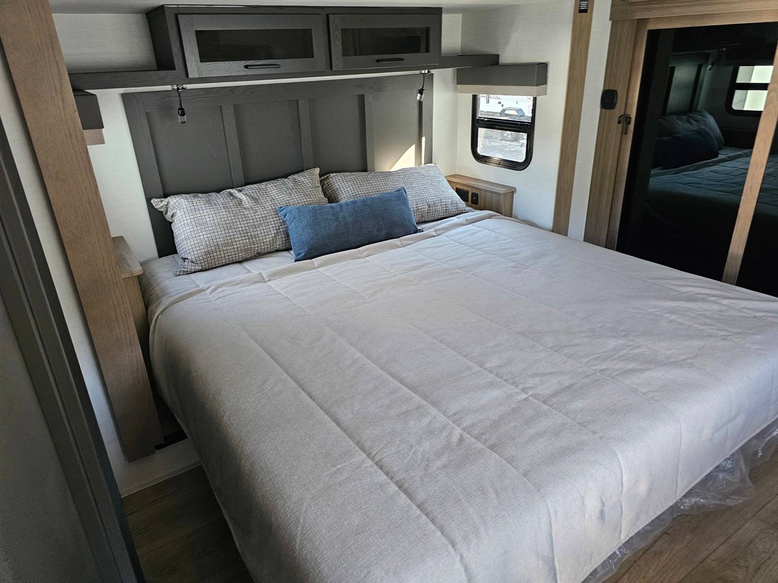 2026 Forest River 2026 Forest River Flagstaff Classic - thumbnail 35