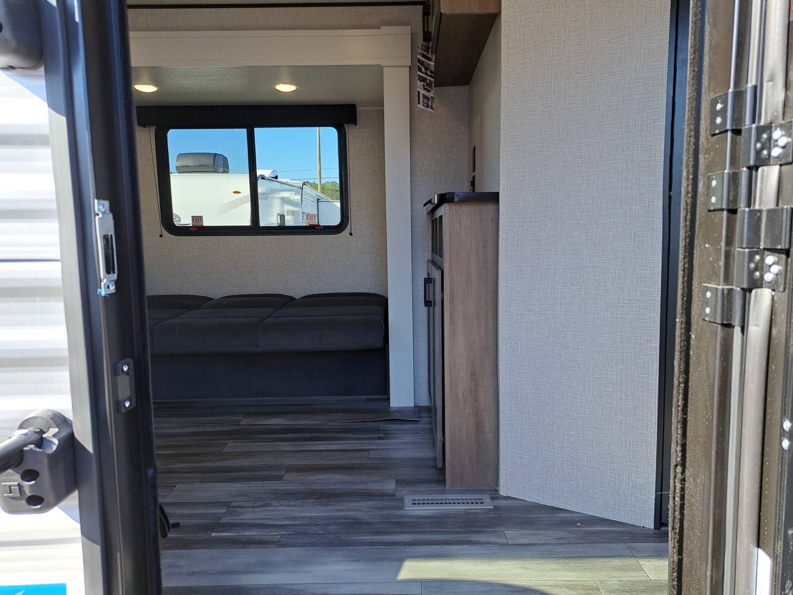 2025 Jayco 2025 Jayco Jay Flight SLX - thumbnail 6