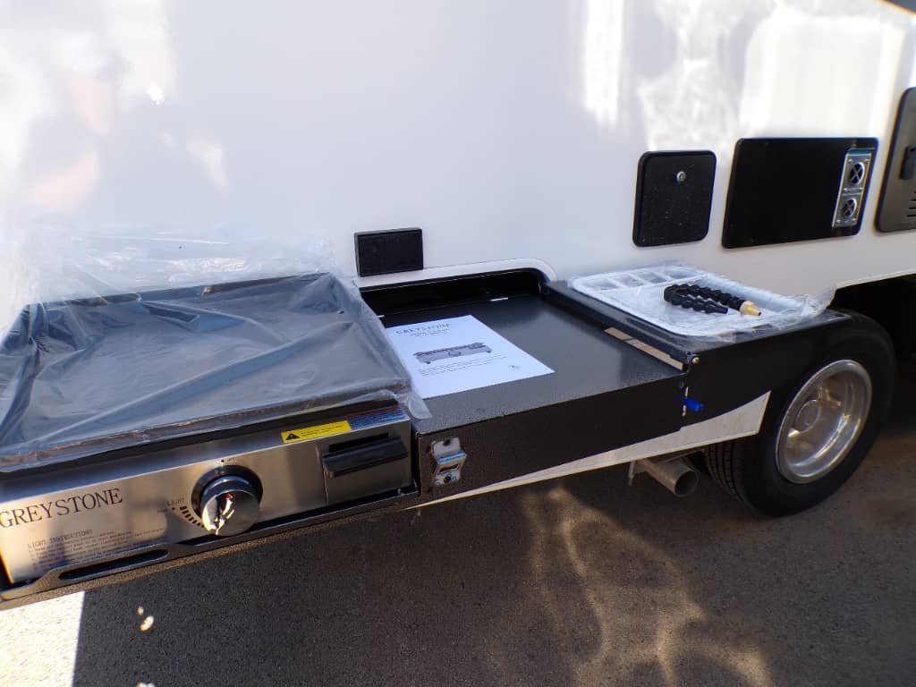 2026 Coachmen 2026 Coachmen Leprechaun - thumbnail 11