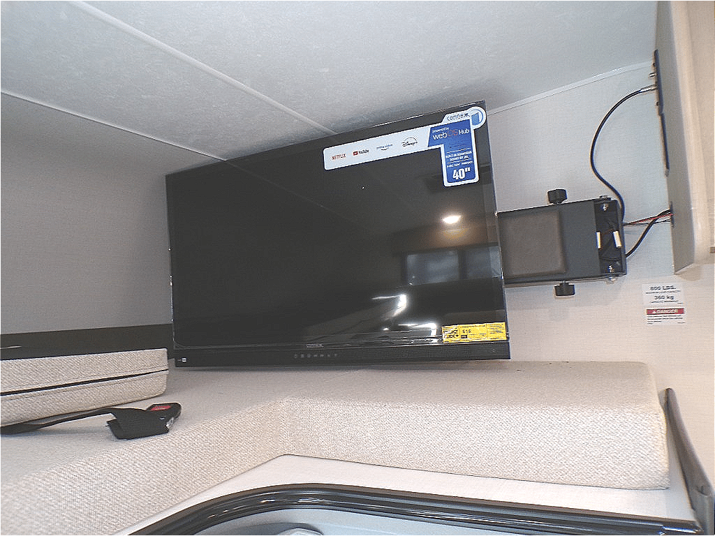 2026 Coachmen 2026 Coachmen Leprechaun - thumbnail 28