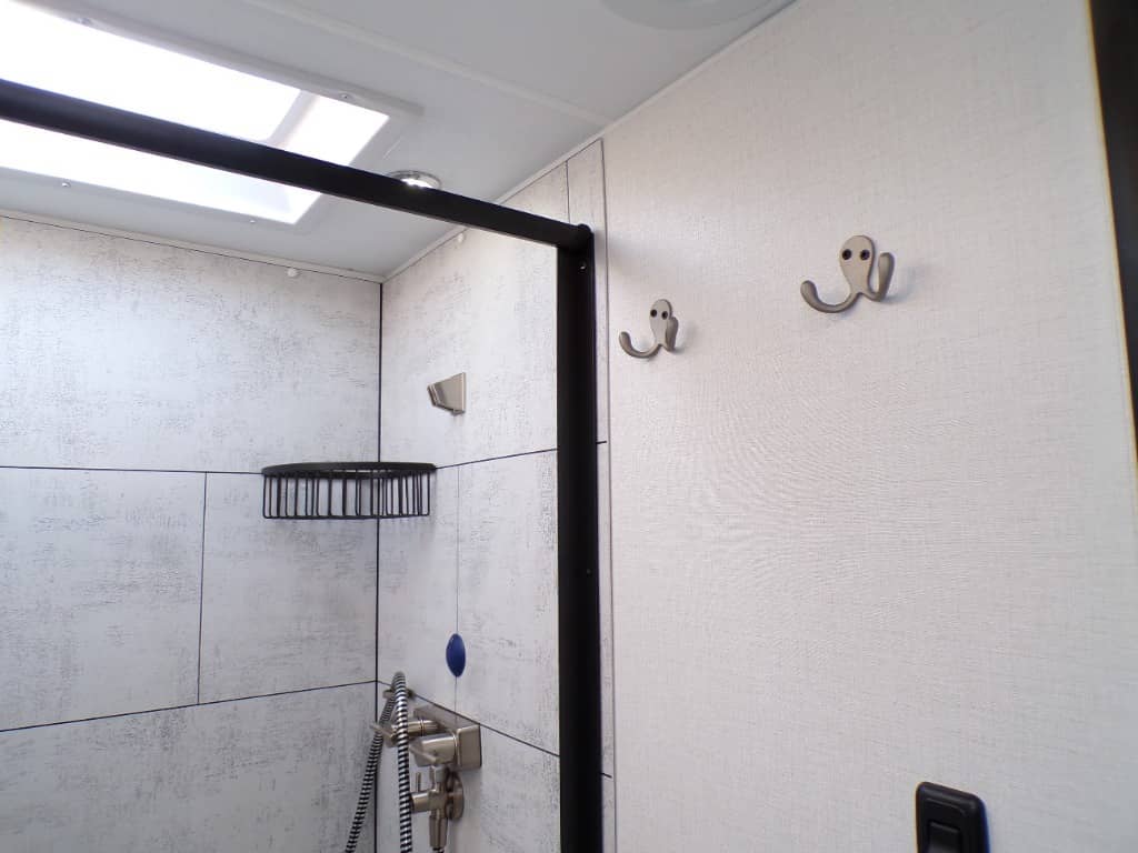 2026 Coachmen 2026 Coachmen Leprechaun - thumbnail 64