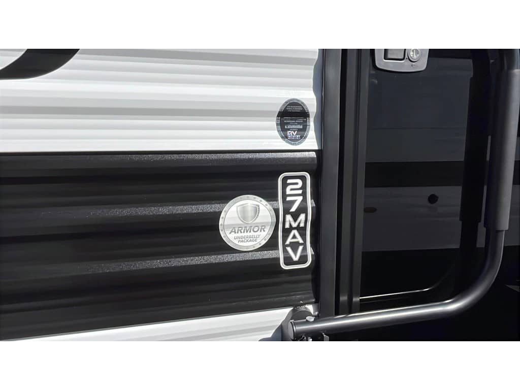 2026 Grand Design 2026 Grand Design Momentum Mav Toy Hauler - thumbnail 18