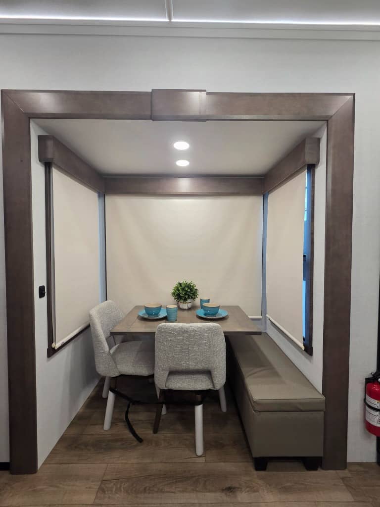 2026 Alliance RV 2026 Alliance RV Paradigm - thumbnail 8