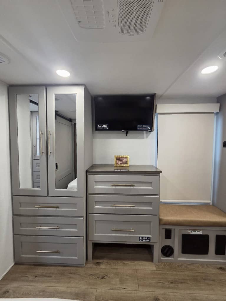 2026 Alliance RV 2026 Alliance RV Paradigm - thumbnail 22