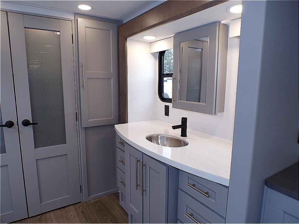 2026 Alliance RV 2026 Alliance RV Paradigm - thumbnail 57