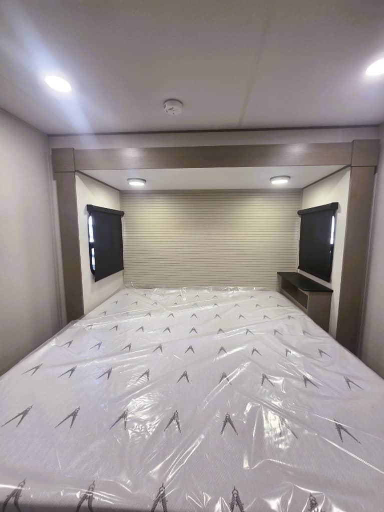 2026 Grand Design 2026 Grand Design Reflection - thumbnail 12