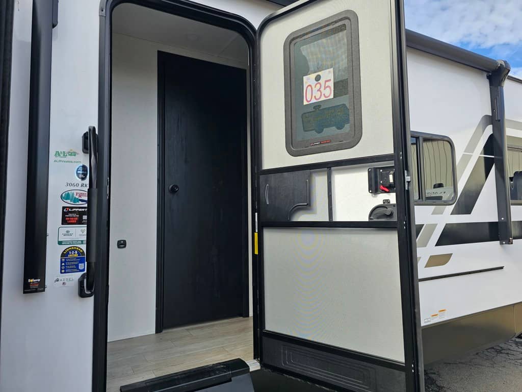 2026 Forest River 2026 Forest River SolAire - thumbnail 13