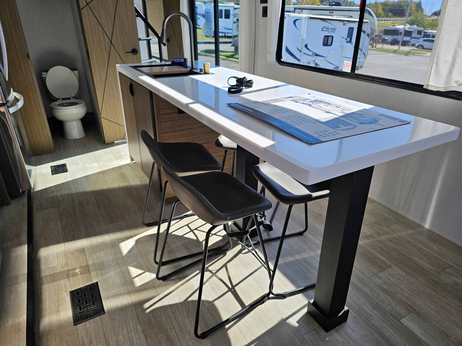 2025 Forest River 2025 Forest River Salem Grand Villa Destination Trailer - thumbnail 13