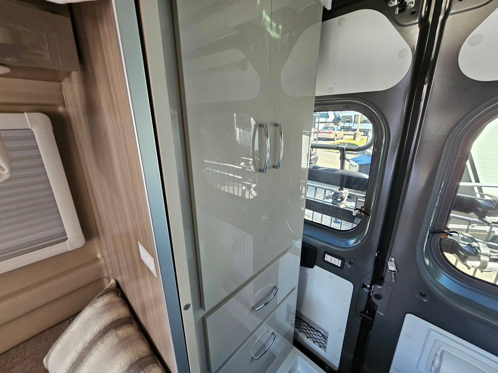 2025 Thor Motor Coach 2025 Thor Motor Coach Sequence - thumbnail 26