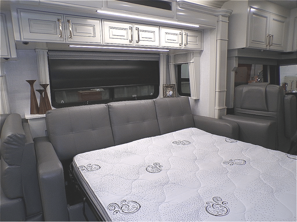 2025 2025 null AMERICAN DREAM - thumbnail 38