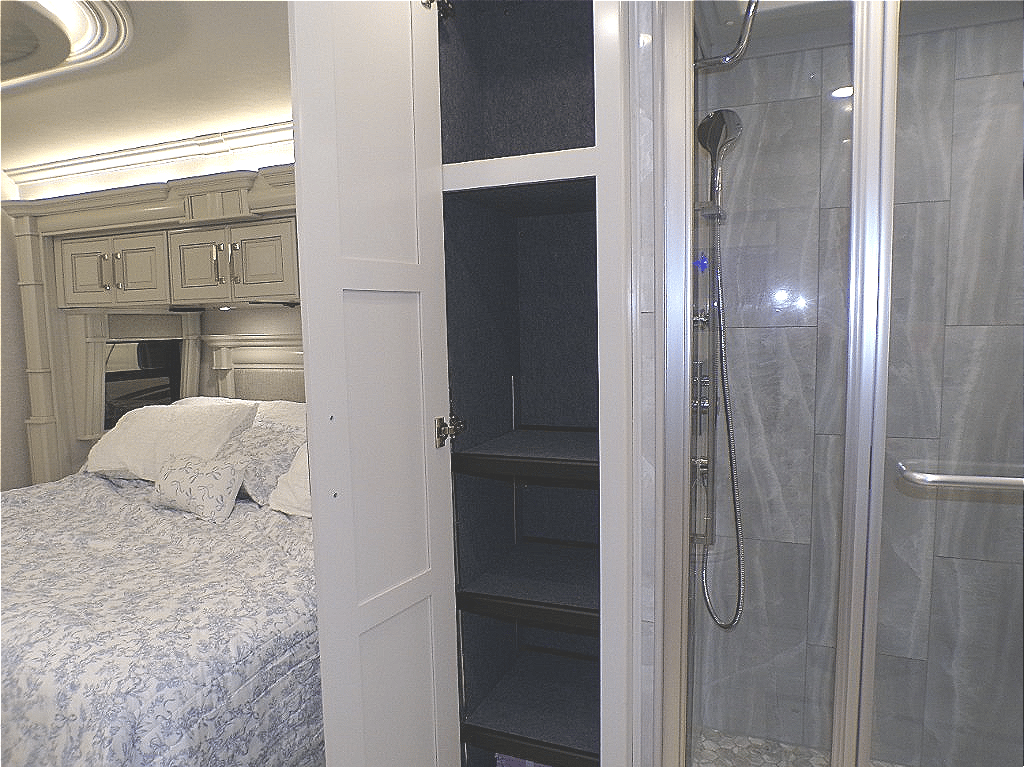 2025 2025 null AMERICAN DREAM - thumbnail 84