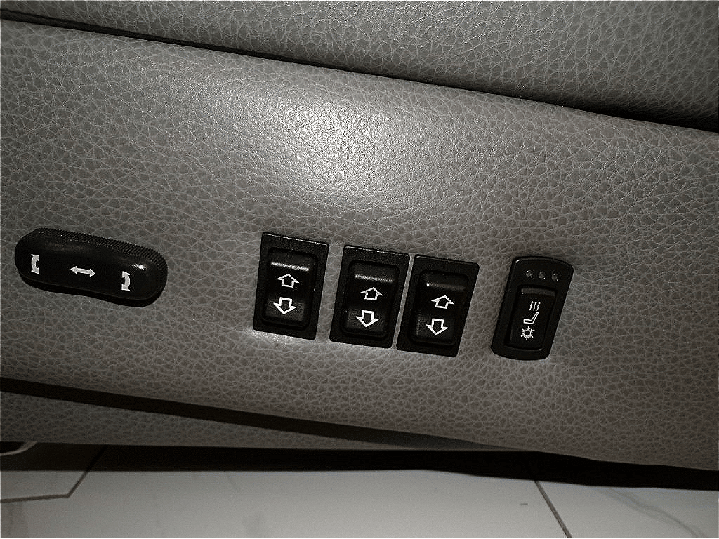 2025 2025 null AMERICAN DREAM - thumbnail 103