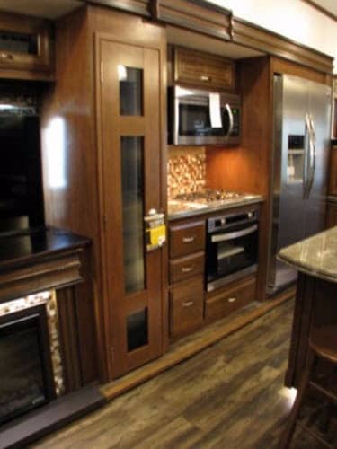 2017 Jayco 2017 Jayco Pinnacle - thumbnail 8