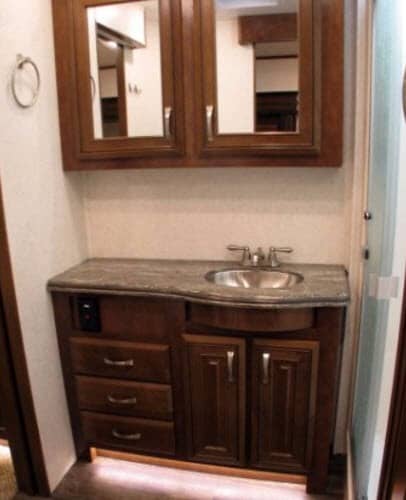 2017 Jayco 2017 Jayco Pinnacle - thumbnail 10