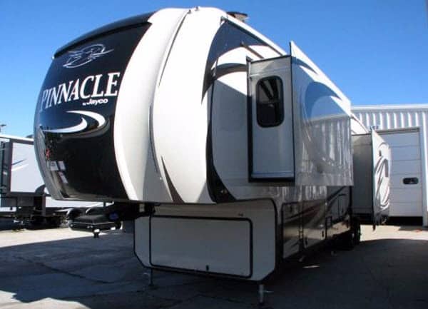 2017 Jayco 2017 Jayco Pinnacle - thumbnail 14