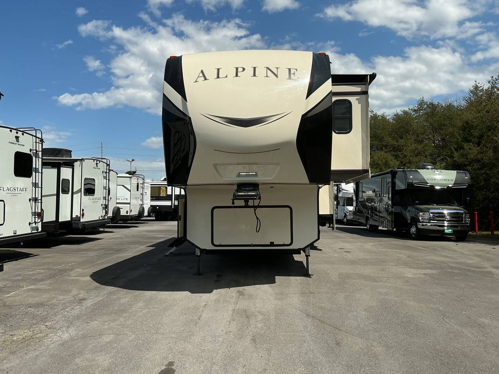 2020 Keystone RV 2020 Keystone RV Alpine - thumbnail 3